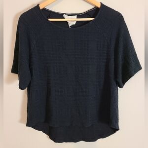 Two‎ by Vince Camuto cropped black textured knit tee